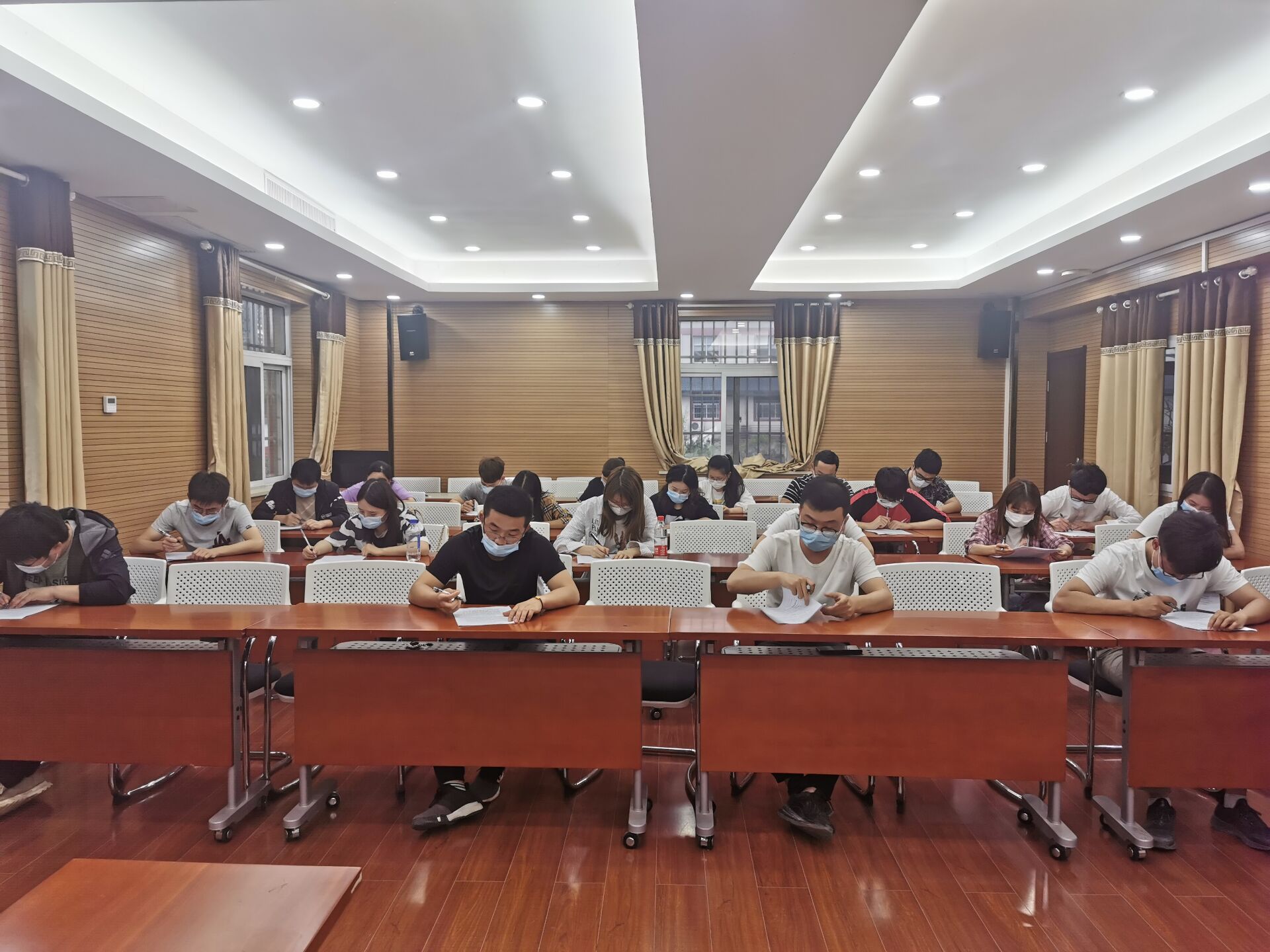 彩虹多多官网-追求健康,你我一起成长