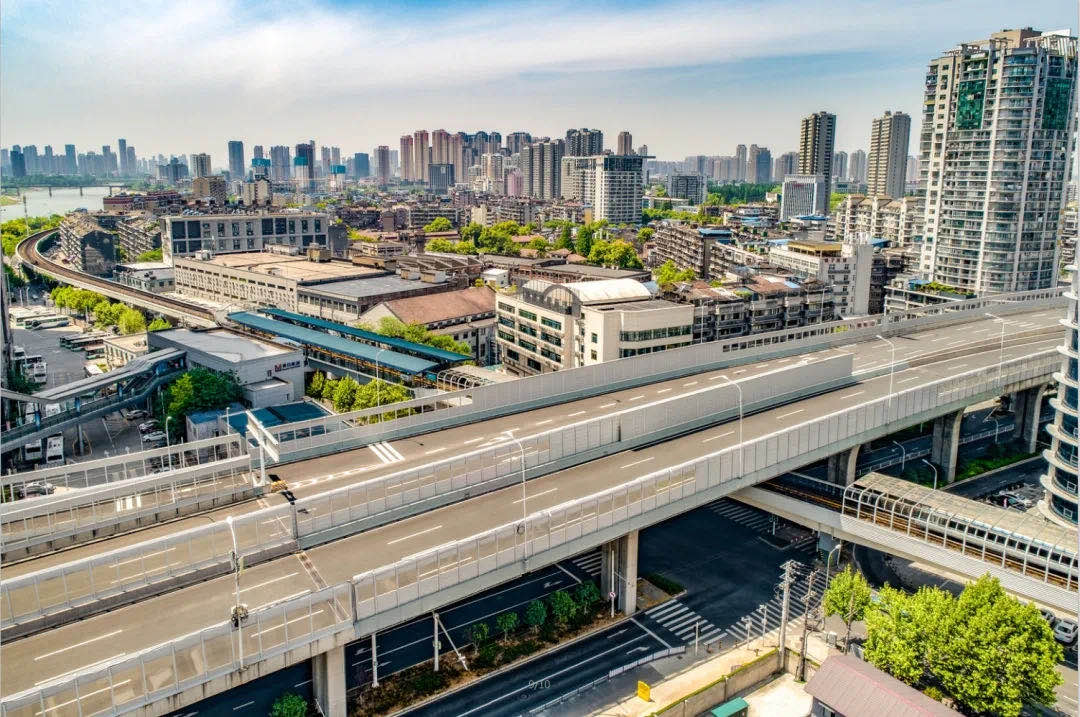 彩虹多多官网-追求健康,你我一起成长